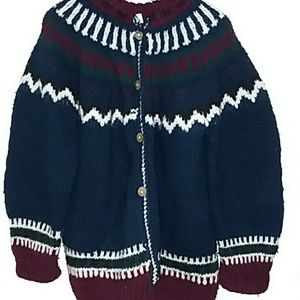 100% wool vintage hand knit sweater from Equador.